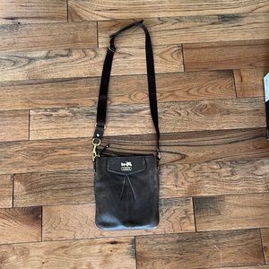 leath brown coach bag
